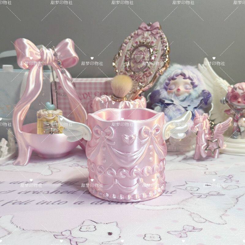 Tempat Kuas Makeup Bertekstur  - Luxury Skincare And Makeup Brands ulasan dan harga